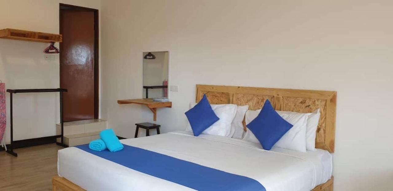 Paretto Seaview Hotel Pantai Cenang  Exterior photo
